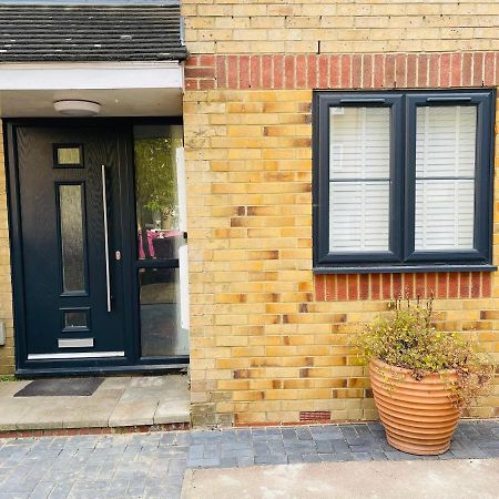 Riverside Premium Double Room Garden View E14 London Exterior foto