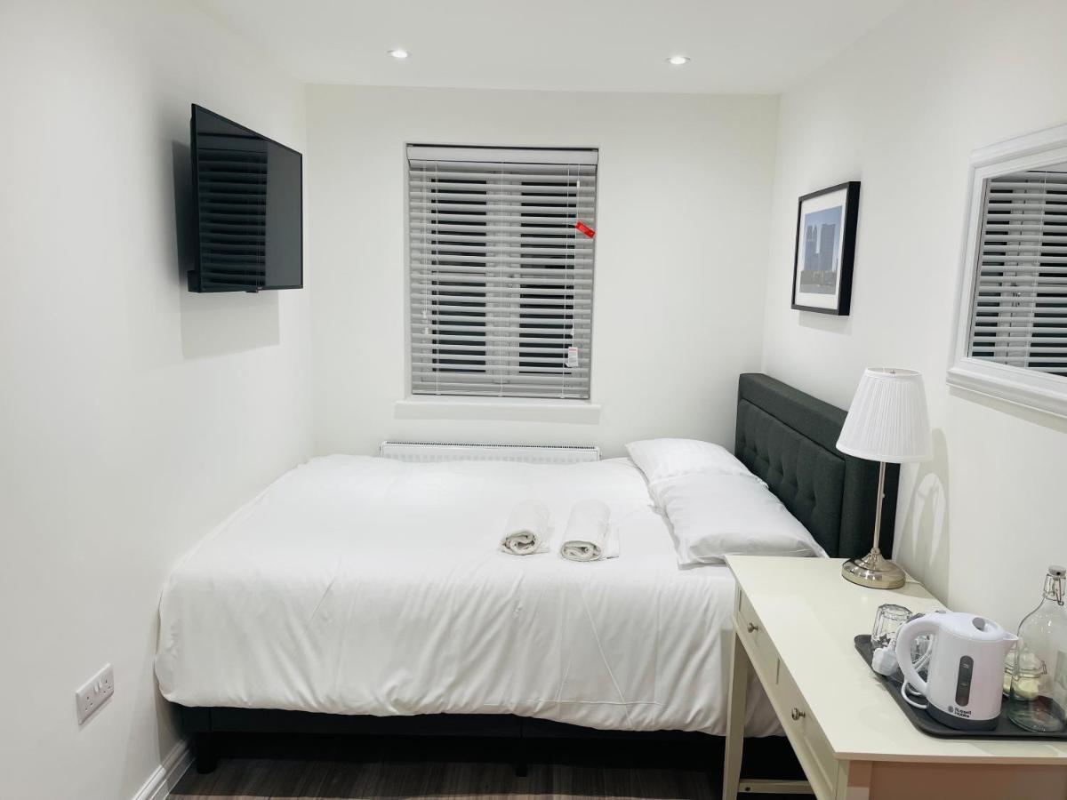Riverside Premium Double Room Garden View E14 London Exterior foto